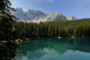 Lago Carezza, Italia